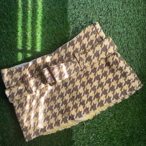 Abercrombie & Fitch houndstooth skirt